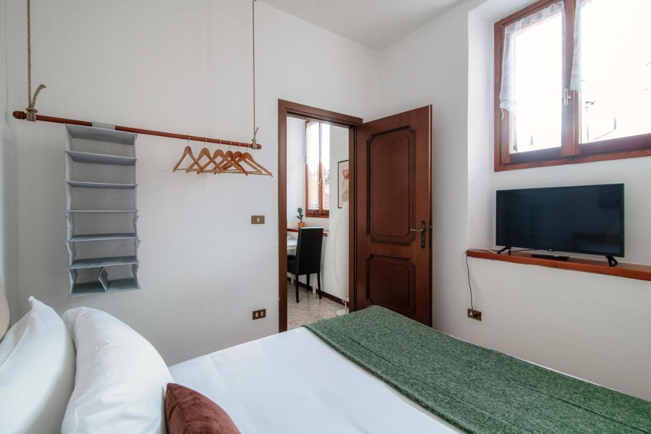 Apartment Piazza Roma By Quokka 360 - Historic Flat In The Centre Of Como Exterior foto